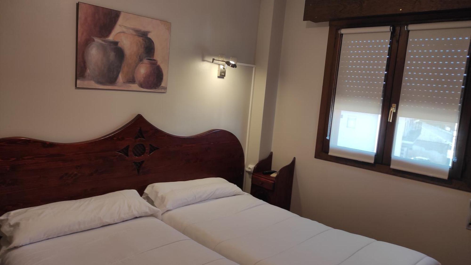 Hostal Suetxe ลอส อาร์กอส ภายนอก รูปภาพ