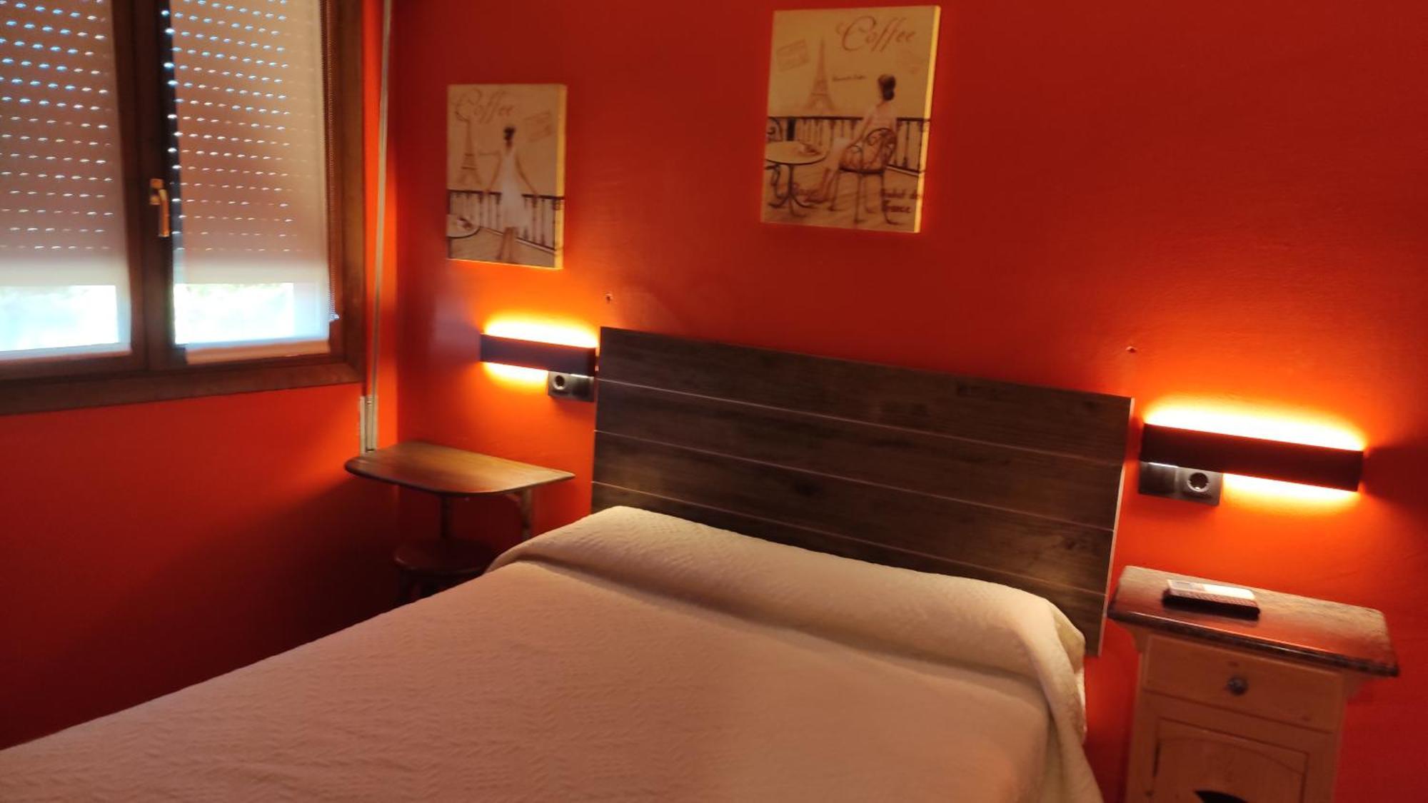 Hostal Suetxe ลอส อาร์กอส ภายนอก รูปภาพ