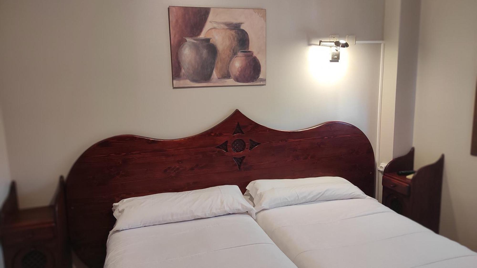 Hostal Suetxe ลอส อาร์กอส ภายนอก รูปภาพ